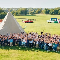 400 People in One Place – How Do You Engage Everyone?