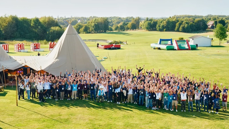 400 People in One Place – How Do You Engage Everyone?